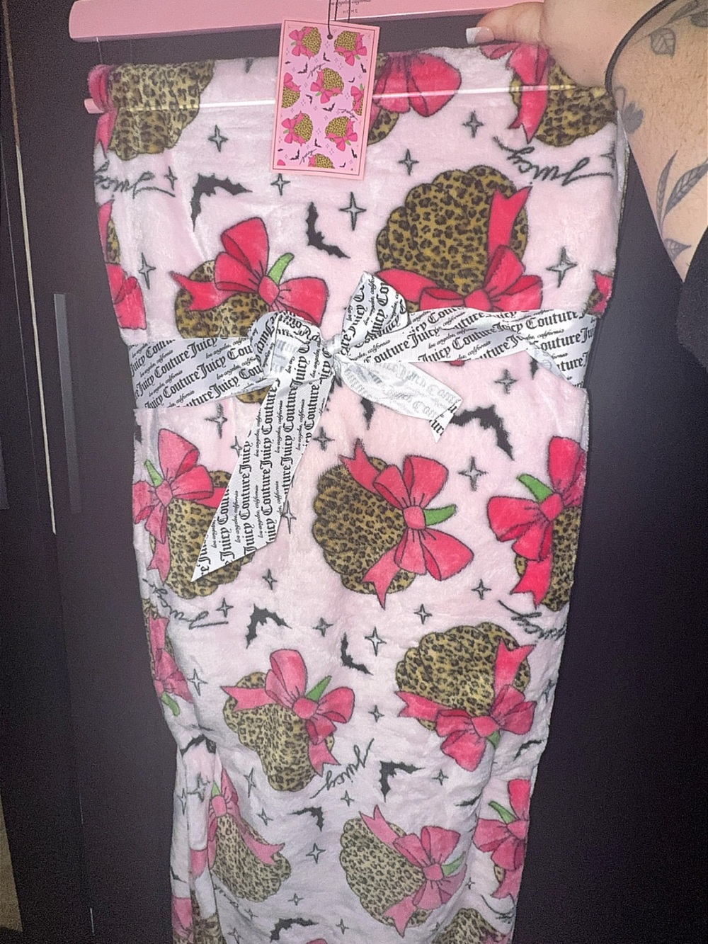 Juicy Couture Pink Leopard pumpkin blanket